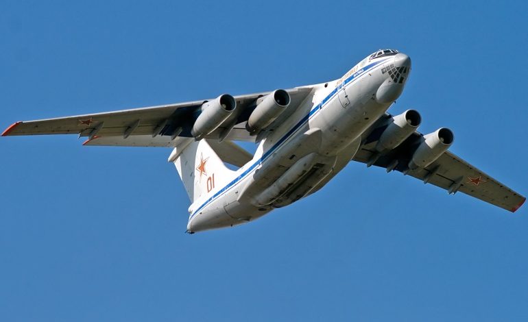 Un avion militaire de fabrication russe se crashe lors de son atterrissage à Gao (Mali)
