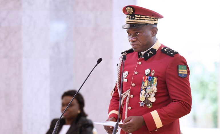 Ali Bongo «libre de se rendre à l’étranger», annonce le général Brice Oligui Nguema