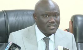De quoi le refus de la Direction Générale des Élections de remettre des fiches de parrainage au mandataire de M. Ousmane SONKO est-il le nom ?