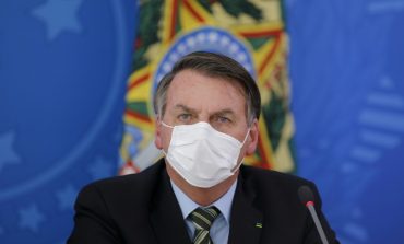 "Je chie" sur la Commission d'enquête sénatoriale, lance Jair Bolsonaro