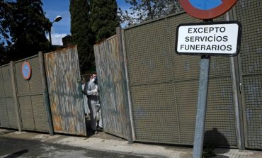 Nouveau record de morts en Espagne qui demande l'aide de l'Otan