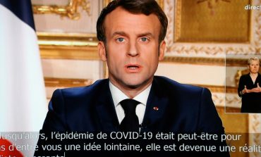 Emmanuel Macron déclare la "guerre" au coronavirus et restreint fortement les déplacements des Français