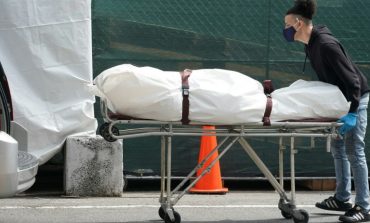 Le bilan mondial du coronavirus s'alourdit de jour en jour, le monde à la recherche de réponses concertées