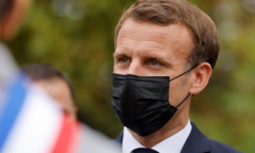 L'Union Européenne prête à prendre «des sanctions ciblées» contre les auteurs du putsch, annonce Emmanuel Macron