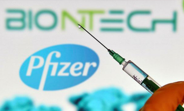 Pfizer préconise une 3e dose de son vaccin alors que le Delta attise la pandémie