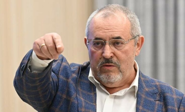 Boris Nadejdine, seul candidat anti-Poutine annonce que sa candidature a été rejetée par la commission électorale