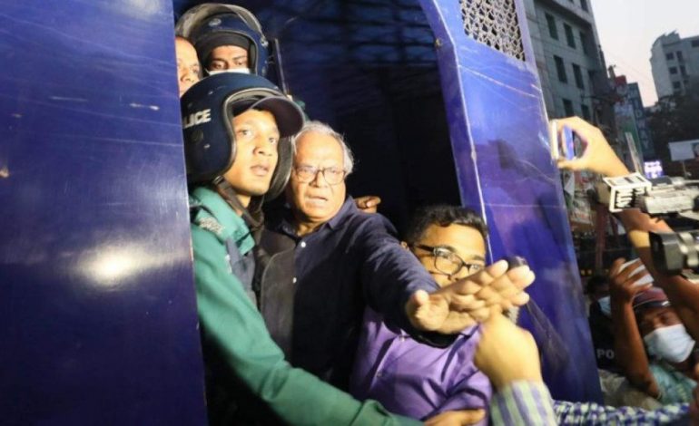 Les manifestations interdites à Dacca, arrestation de Ruhul Kabir Rizvi Ahmed, un dirigeant d’opposition