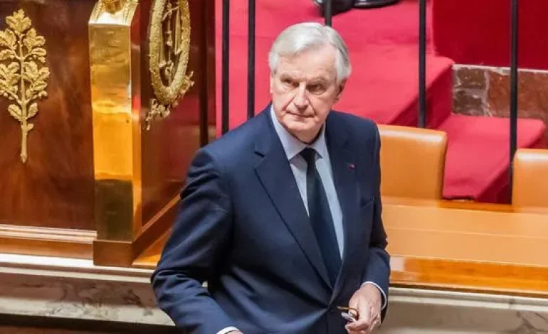 France: Après la motion de censure, le gouvernement de Barnier renversé